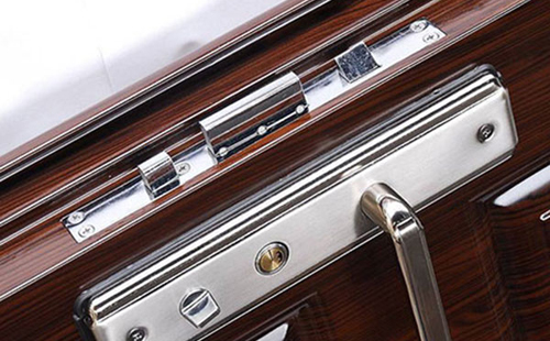 东莞24小时上门开锁公司